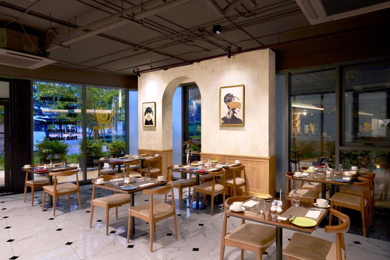 Somerset Rama 9 Bangkok Exteriör bild Interior of the restaurant