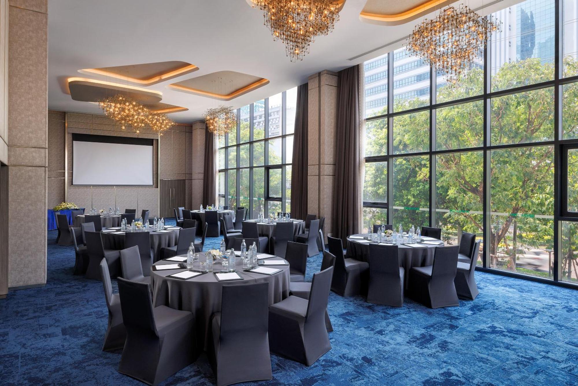 Somerset Rama 9 Bangkok Exteriör bild