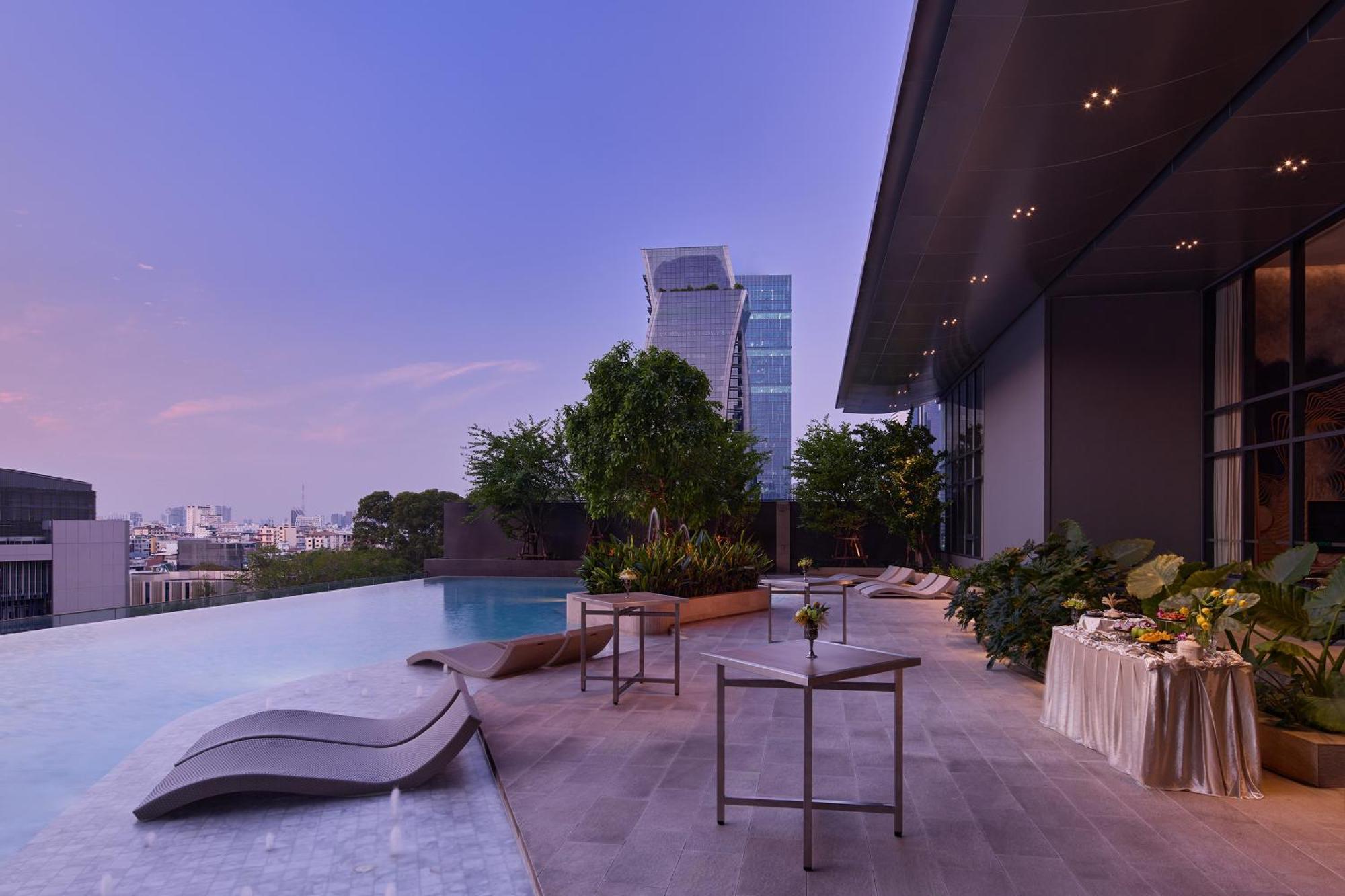 Somerset Rama 9 Bangkok Exteriör bild